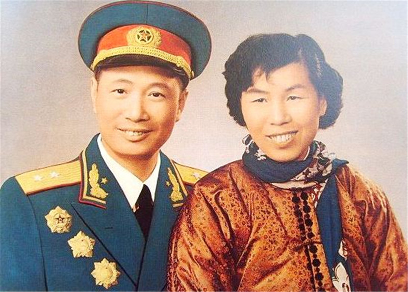 开国元帅、大将、上将、中将中，最长寿的分别