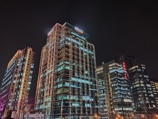 2499元起realme 真我X50全面評(píng)測(cè)，年輕人就得買(mǎi)這樣的5G手機(jī)