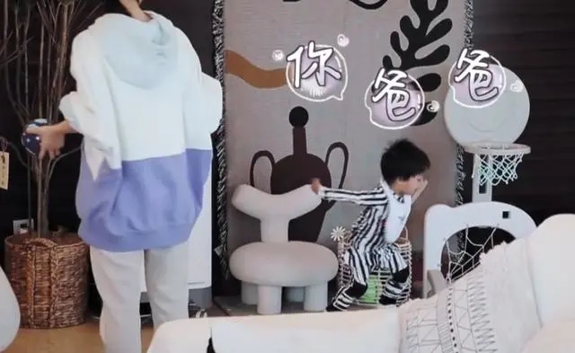 当《婆婆和妈妈》放一起，看林志颖撕下“伪装