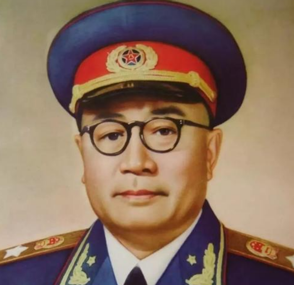 为报夺妻仇他只身参军，22年后成军区副司令返乡