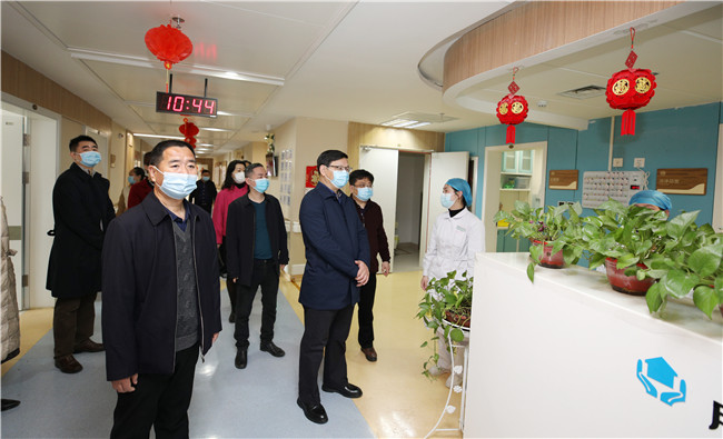 春节上班第一天丨南昌市第三医院院领导督导疫情防控和安全生产