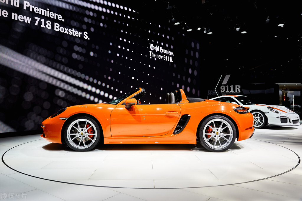 保时捷718敞篷,60万的价格有着百万的气场