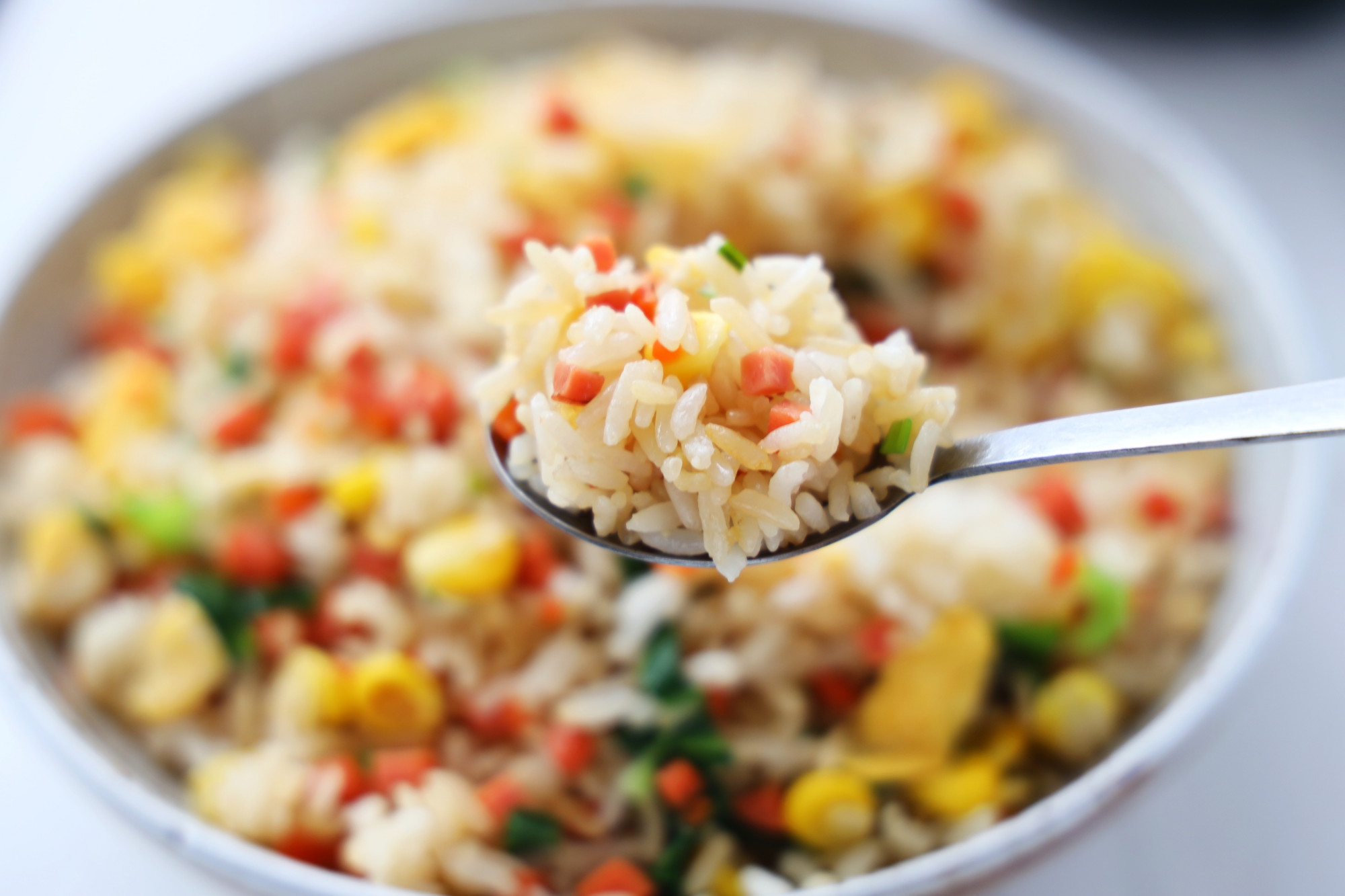 Yangzhou fried rice is so delicious that it’s not greasy to eat every day, it’s golden and attractive, and the grains are distinct