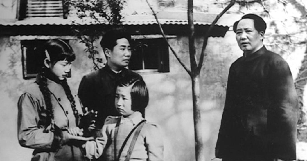 毛岸英牺牲后，毛主席殷切劝儿媳改嫁，还送300元当嫁妆