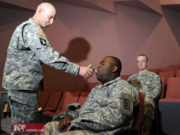 “酒囊饭袋”美国兵：看美国军队中官方采购的