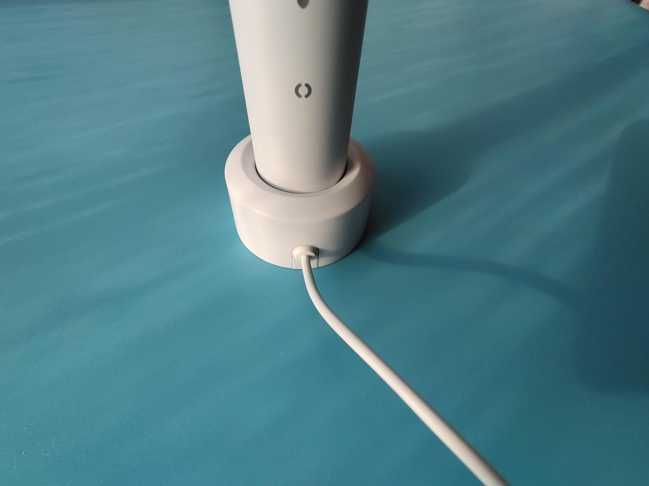 磁悬浮让牙齿清洁更彻底，infly T03S声波电动牙刷体验