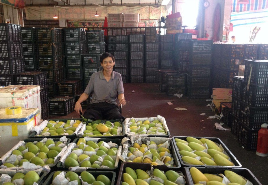 同一种水果为啥国外的价格20元，而国内的价格仅