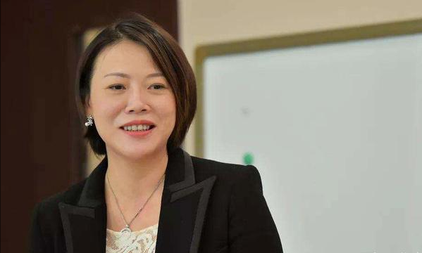 国内女首富：坐拥2150亿，身价相当于2个王健林，累计捐款60亿