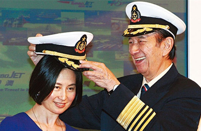 香港十大富豪榜出炉！徐子淇公公跌落第二，何超琼甘比无缘女首富