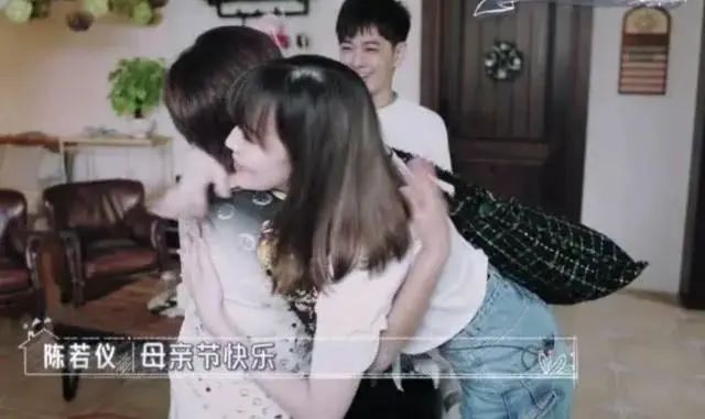 好惨一女的！林志颖老婆受舆论攻击10年，被婆婆禁止穿短裤