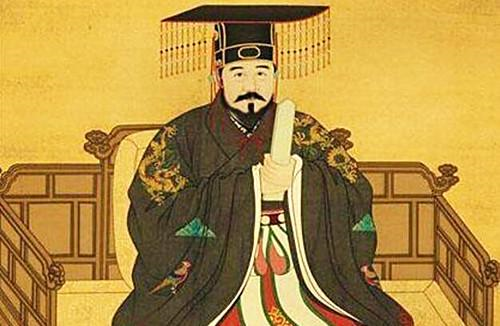 王莽有多神奇？专家怀疑他是穿越回去的，连飞机都认识