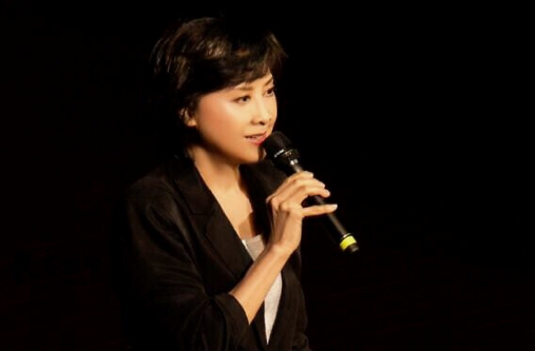 女儿国国王朱琳，苦等唐僧20多年，如今68岁的她高龄再婚无一子