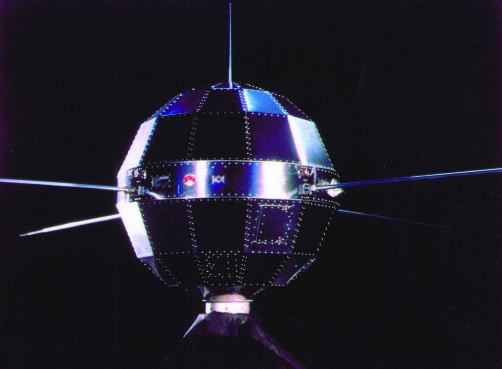 被“熬鷹”的錢學森，曾扶起東方紅1號，如今向火星發起天問