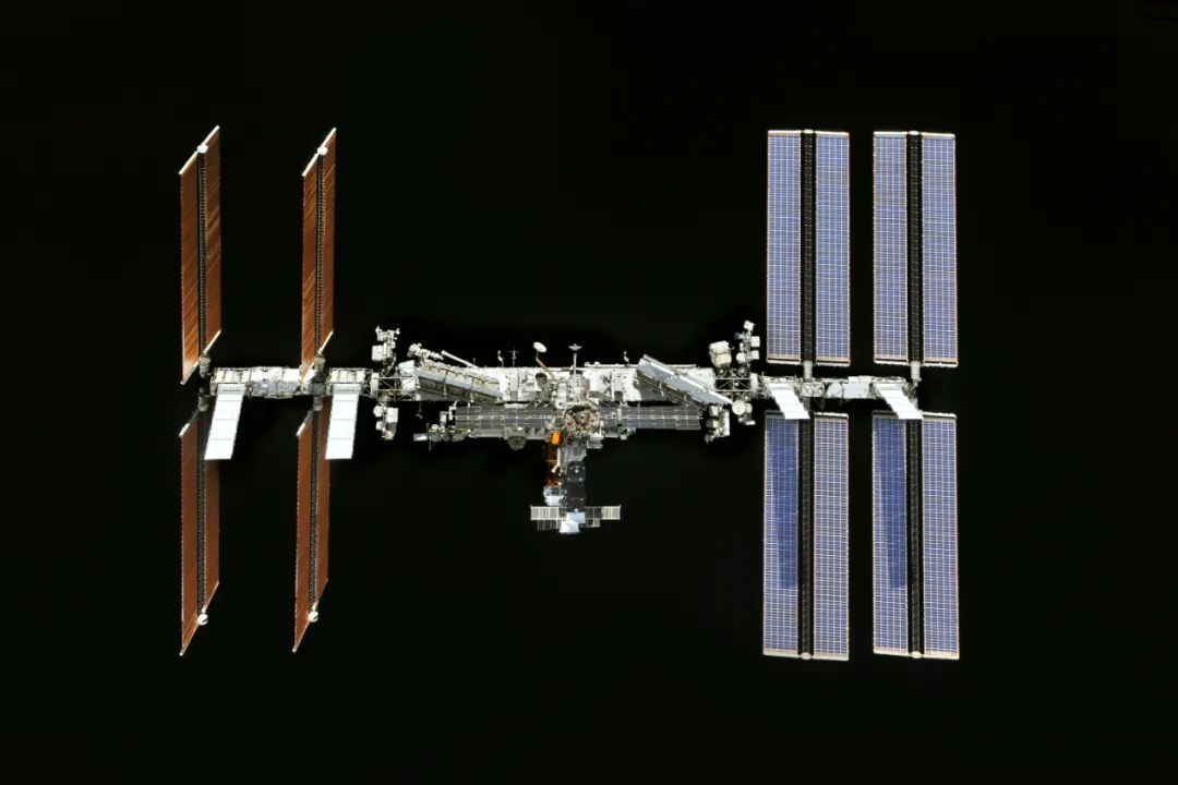 �й��ռ�վ���Ĳ�˳�����죬������Ĳ�ȴΪ���ڵ���ſ��20���ꣿ