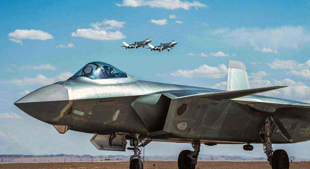 “国之重器”将亮相！测试战机性能卓越，美媒