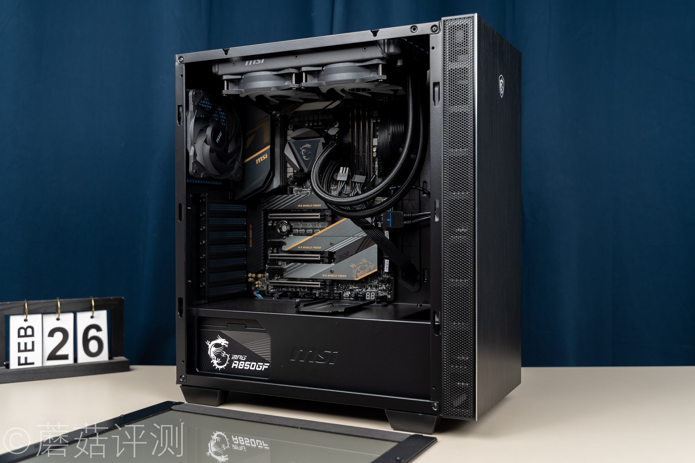 原来整机还可以这样装！微星MAG幻彩佩龙斧I9 10900K主机 拆解评测