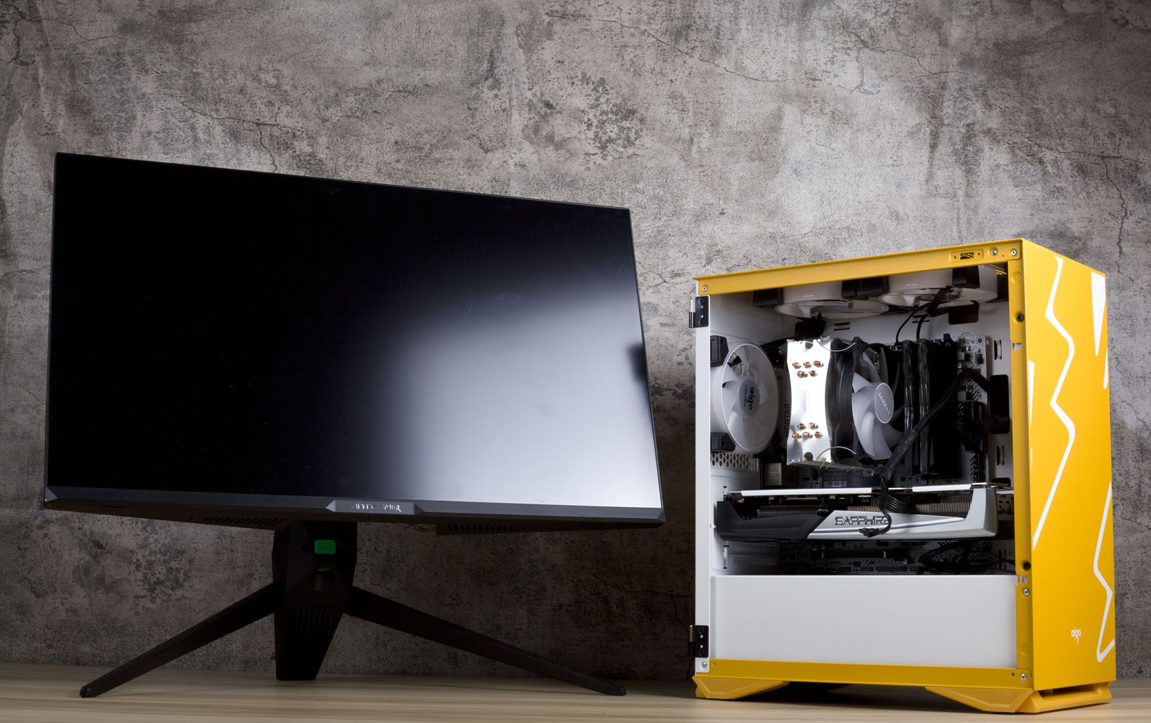 MATX机箱已成主流？爱国者YOGO M2打造桌面小钢炮