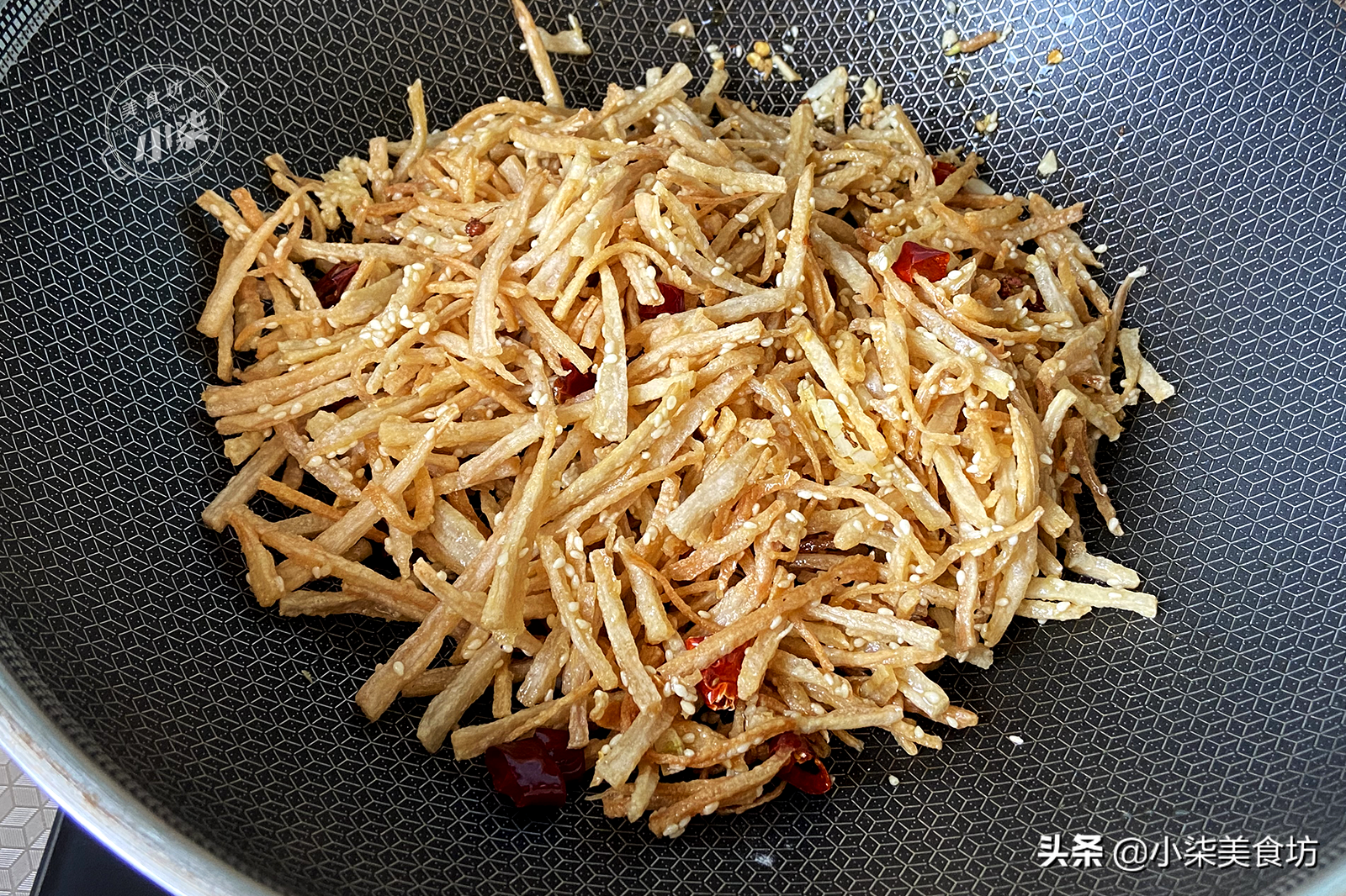 圖片[15]-過年特色美味“干煸藕絲”的做法 出鍋香辣酥脆 下酒又下飯-起舞食譜網