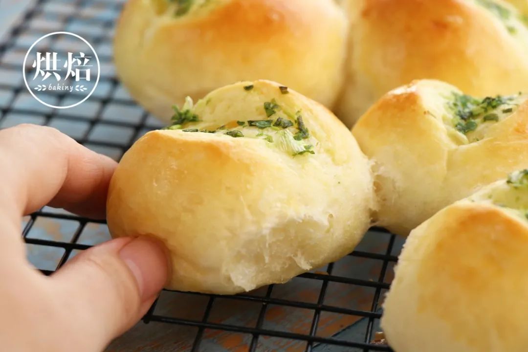 土豆加入面包 快速揉出手套膜 面包放三天都不老化 神奇