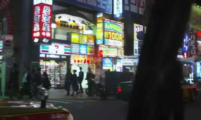 大爷和援交女的不伦之恋，究竟是走心还是走肾？