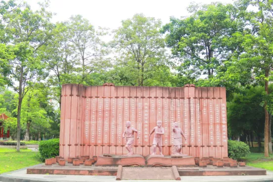 “乘风破浪”的武侯实验，让每一颗优质的种子，骄傲起来