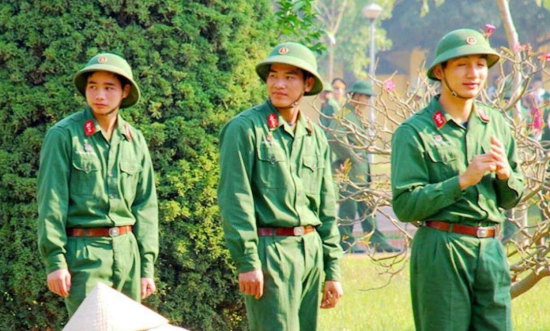 越南統(tǒng)一后，揚(yáng)言打敗百萬中國解放軍，許世友帶兵一個月橫掃
