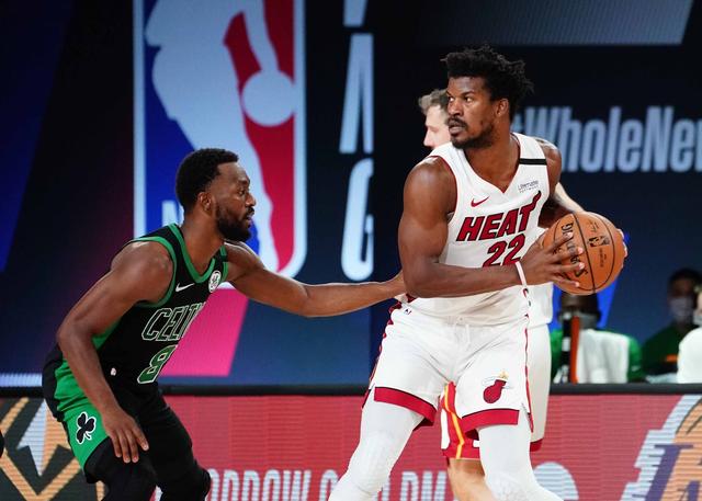 34歲老將關鍵時刻定軍心，連得5分殺死比賽，巴特勒讚他為領袖