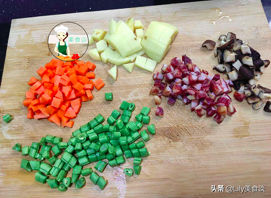 天冷了，我最爱做这美味，饭菜一锅出，营养美味，大人孩子都爱吃