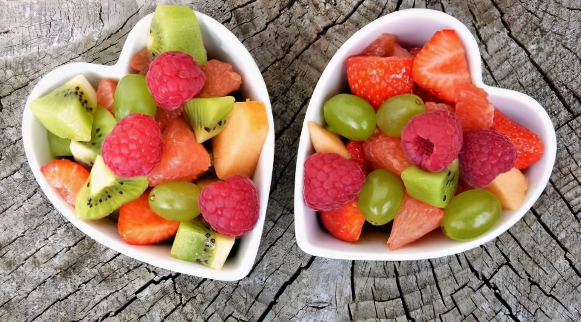 摄入整个水果在内的健康饮食或能有效降低机体患2型糖尿病的风险