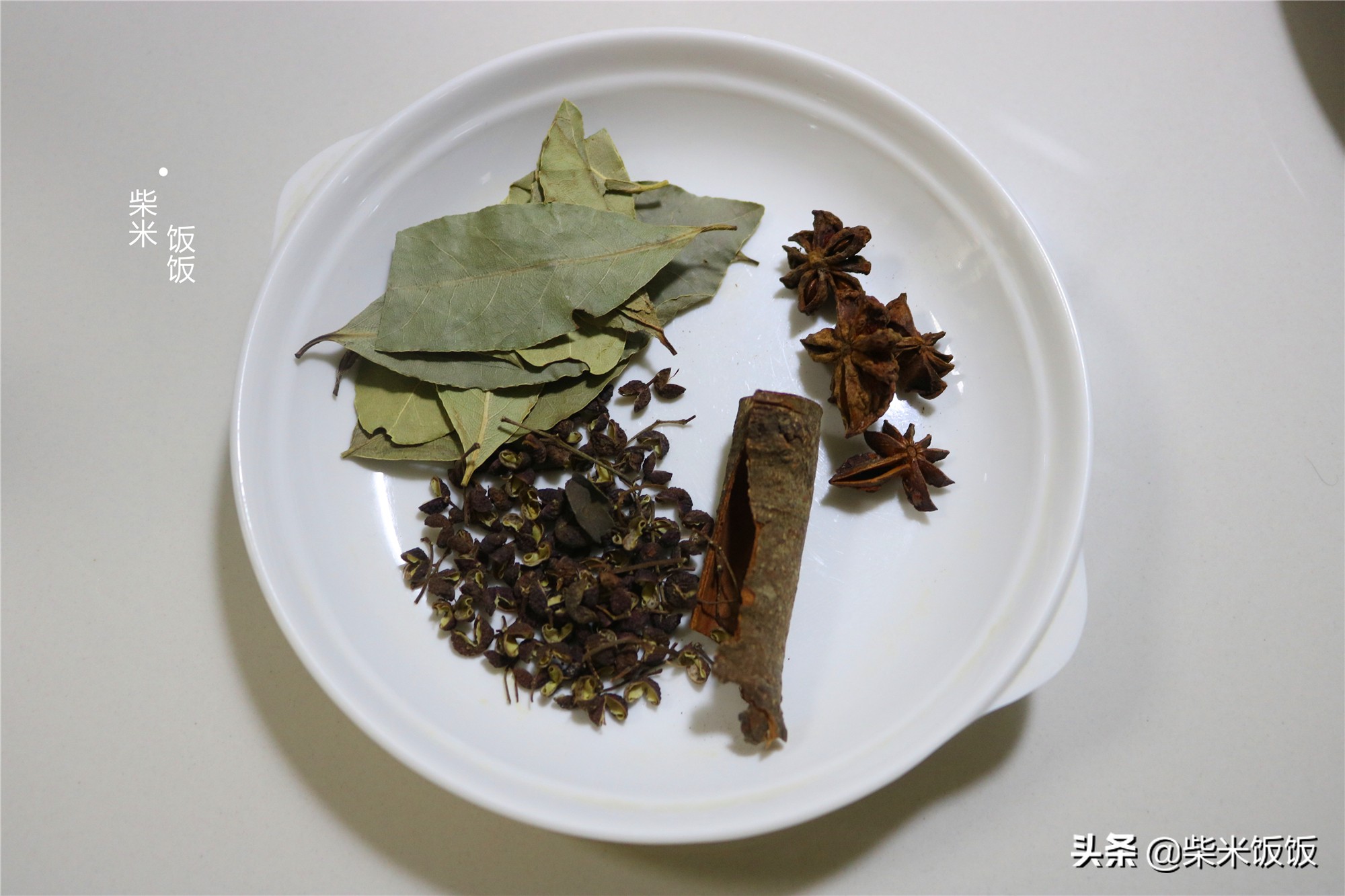 做辣椒油，我常用這8種香料，鮮香四溢，拌什麼菜都好吃