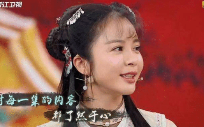 出道被张国立赏识，与大12岁二婚央视名嘴结婚，