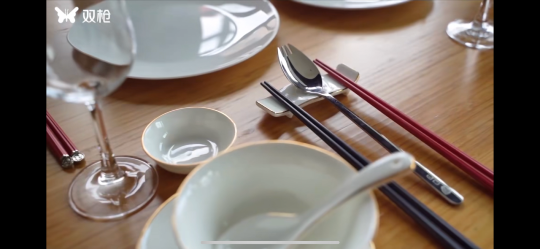 “筷子第一股”来了！年销3亿双，当年穷小子如今身家超10亿