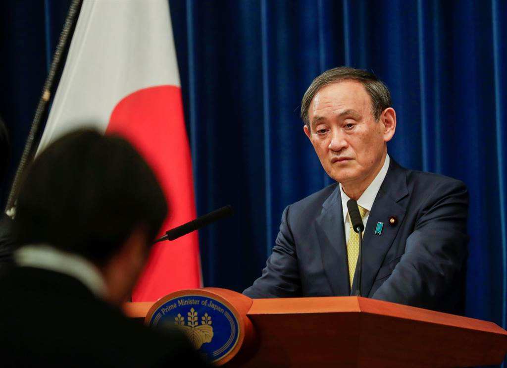 与“青瓦台”相似的剧情，安倍下台后丑闻频发