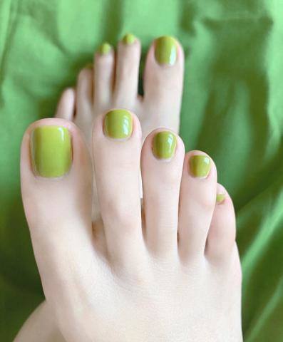 8款夏季甜美脚指甲美甲推荐!宝贝们~快抓住夏季的尾巴吧