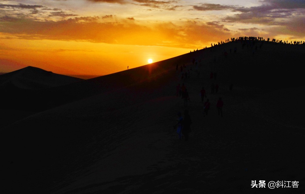 Sunrise impression---The beauty that the sunrise of different place differs to the person (achieve photography graph article formerly)