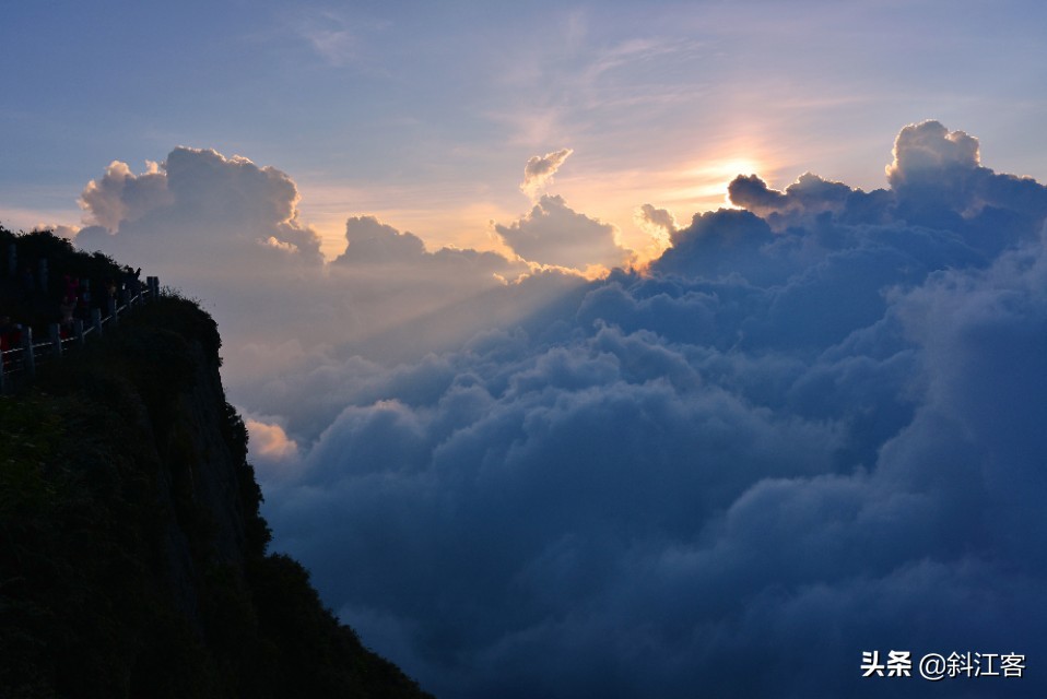 Sunrise impression---The beauty that the sunrise of different place differs to the person (achieve photography graph article formerly)