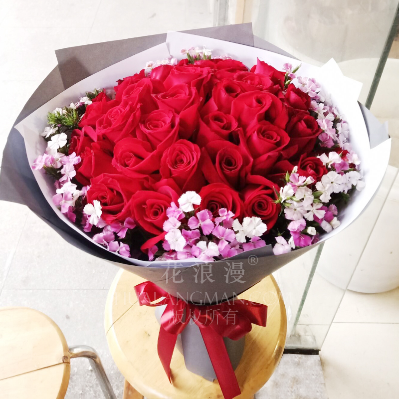 What are the flowers that represent true love?Which flowers symbolize