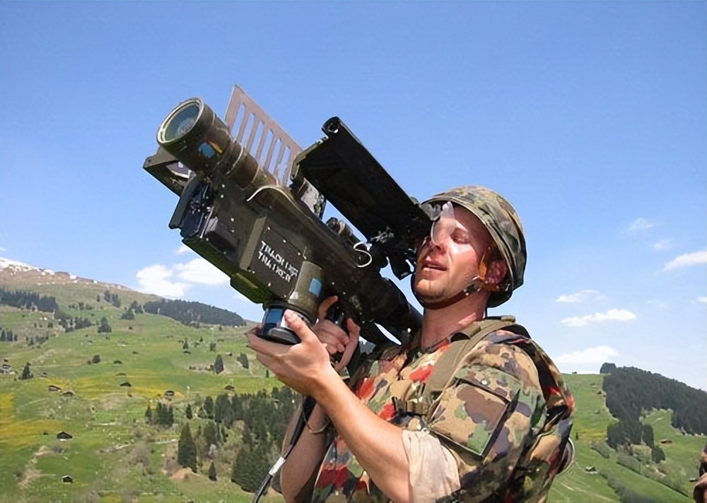 "Force Multiplier" in Modern Warfare C1 System iNEWS