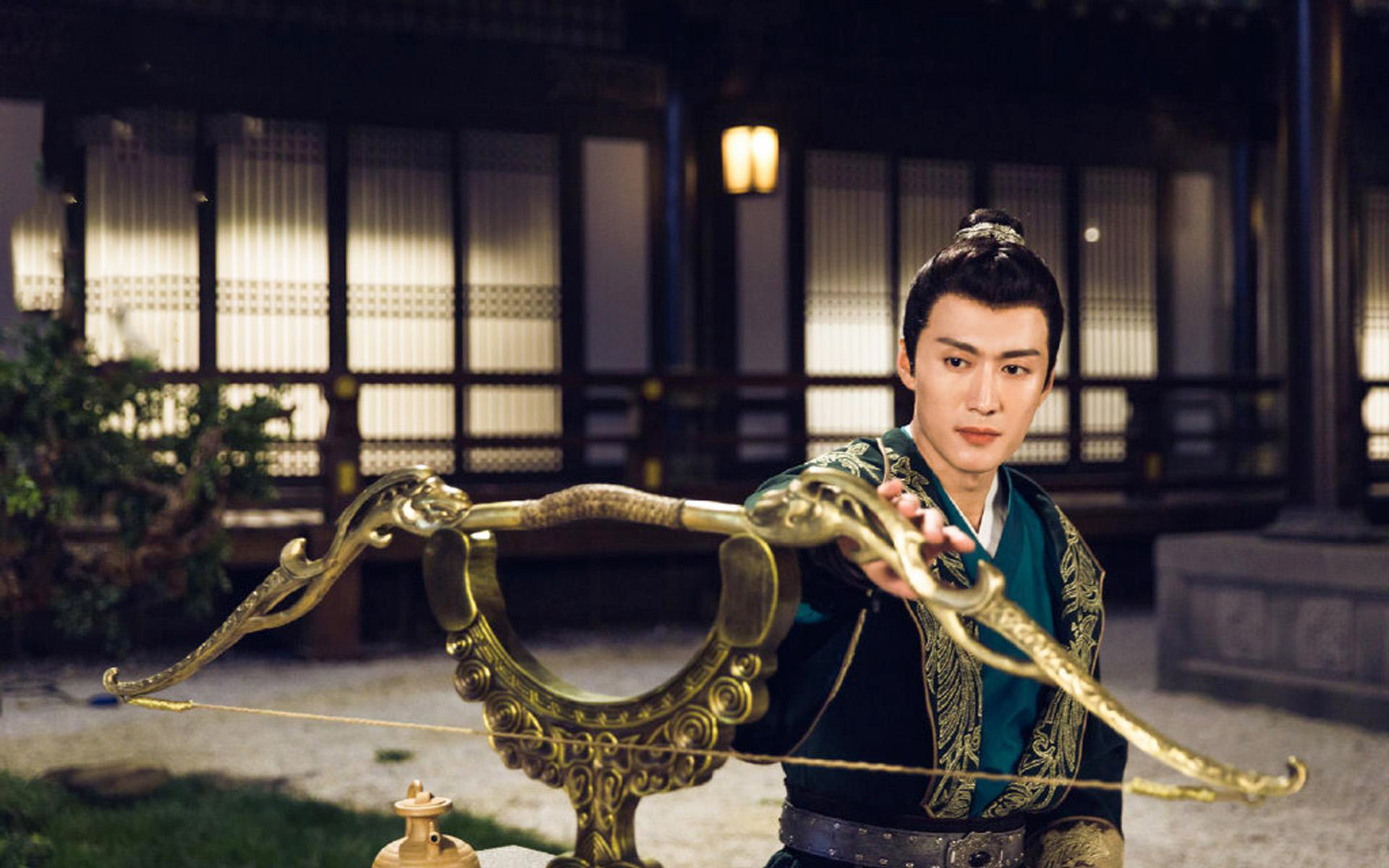 Murong Xi, Emperor of Love Demon iNEWS