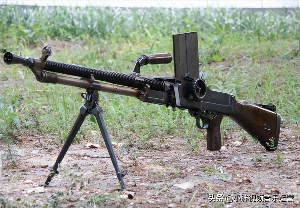 The famous anti-Japanese gun - Czech ZB26 light machine gun - iNEWS