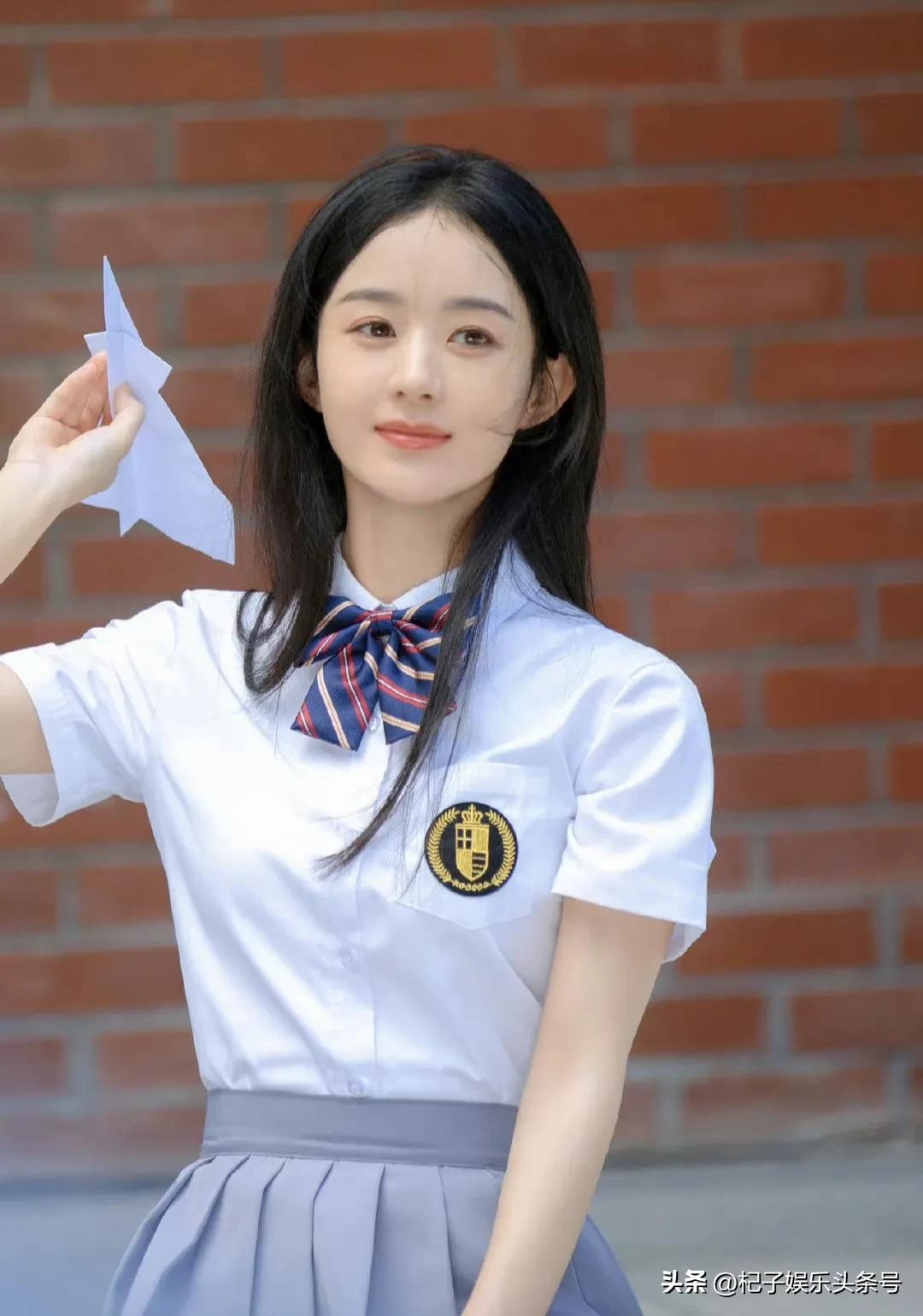 When female stars wear school uniforms, Zhao Liying, Bailu, Ju Jingyi ...