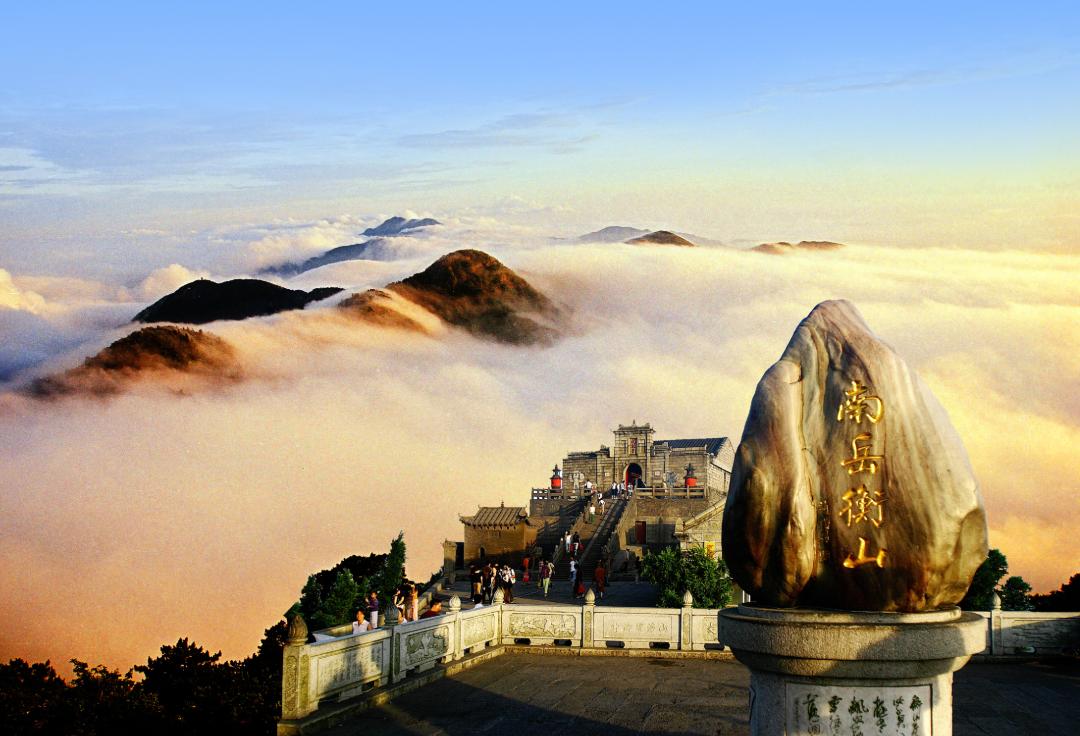 These 14 mountains support the great beauty of Hunan - iNEWS