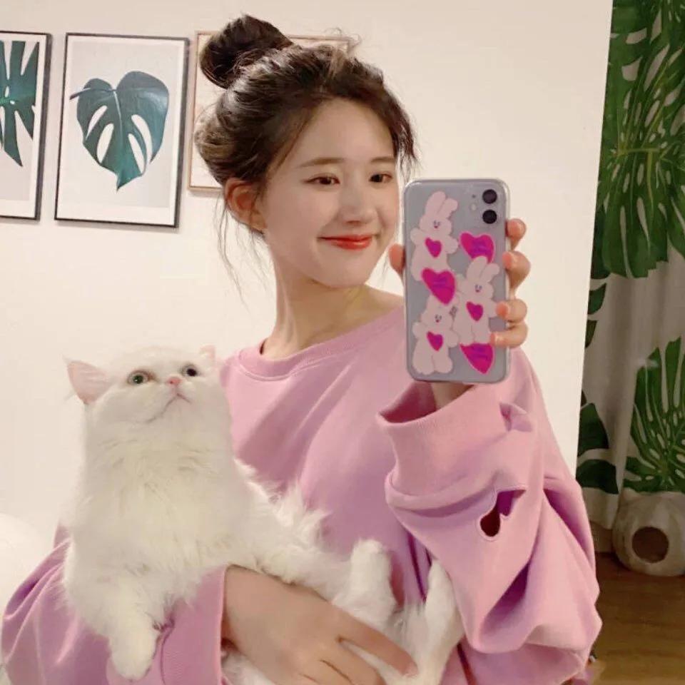 Stop wearing Tshirts and jeans foolishly, and follow Zhao Lusi to