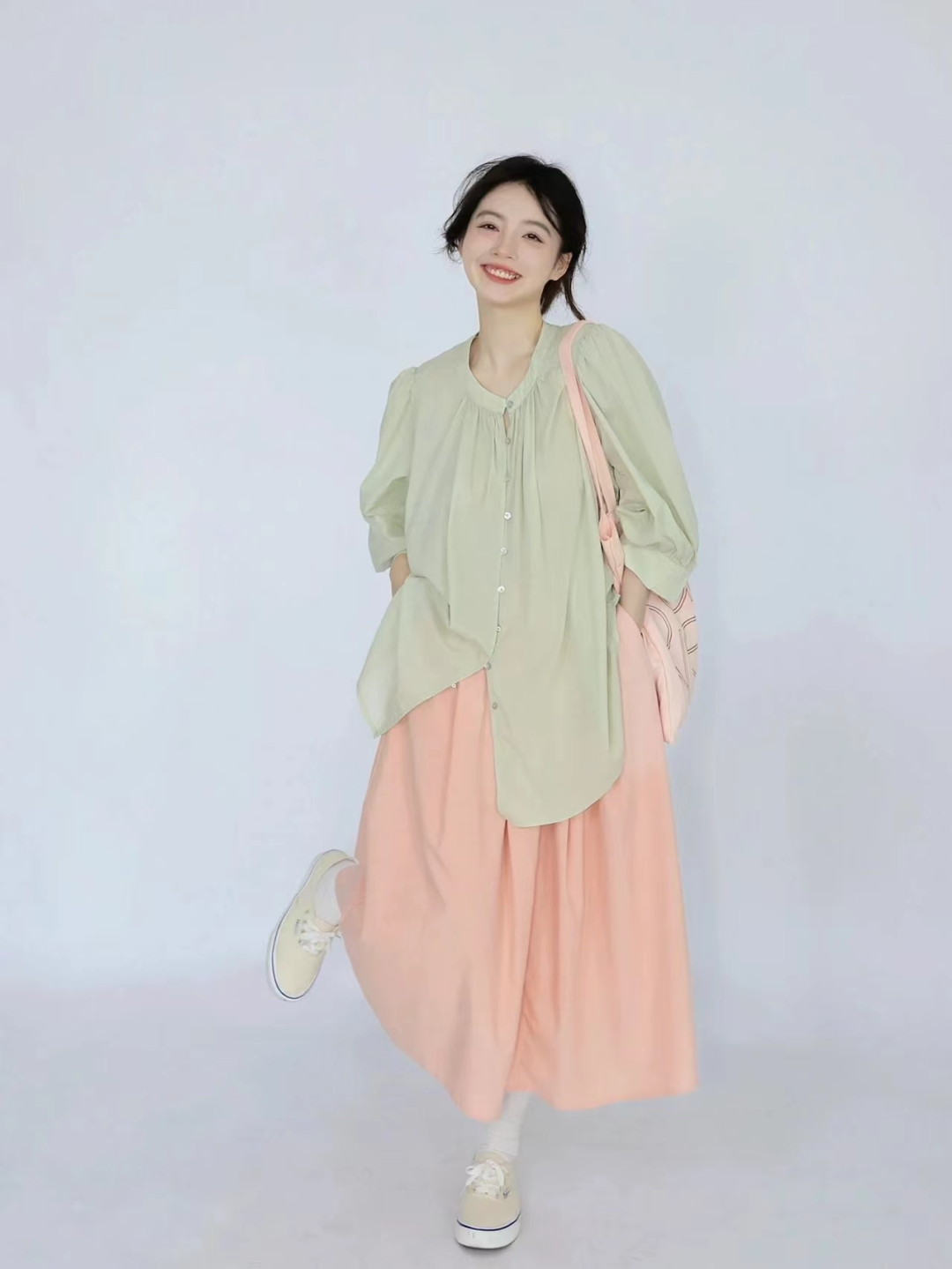 Wear these 4 kinds of green, fashionable and young iNEWS